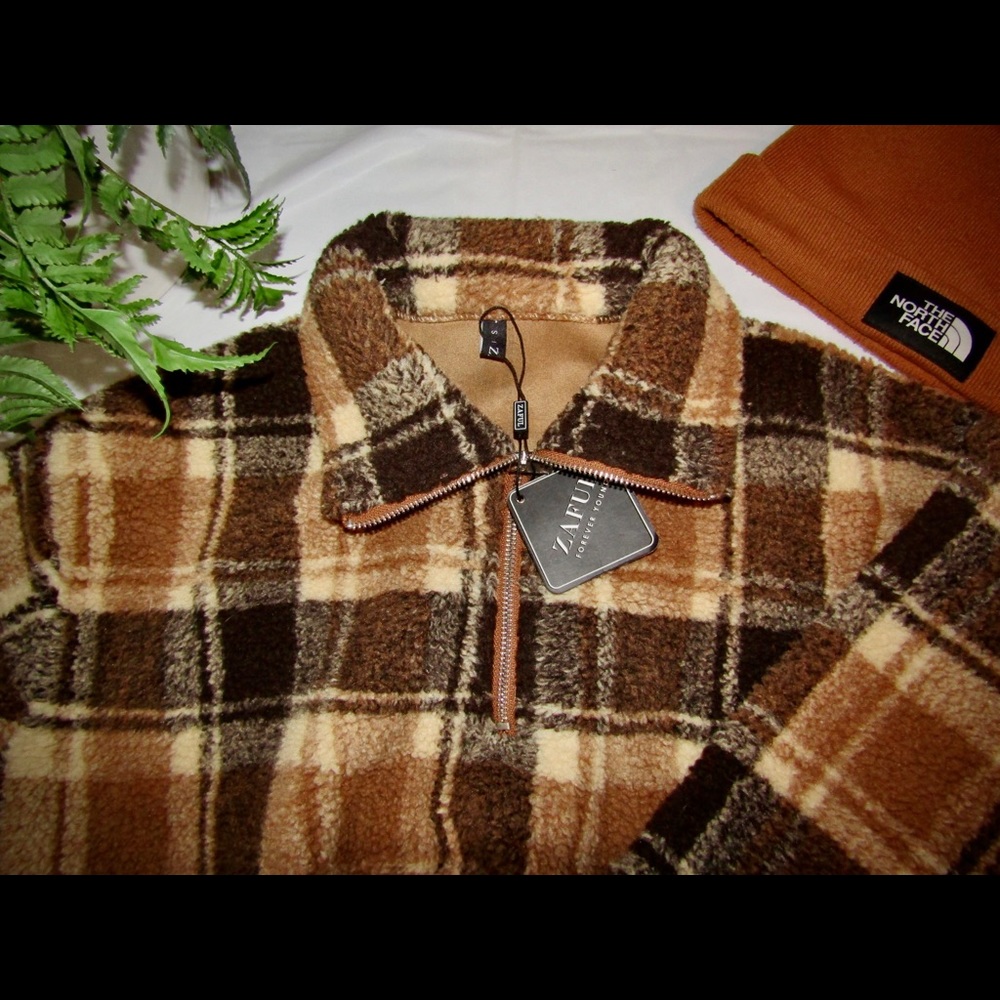 Nwt Brown Plaid Cropped Sweater 🌻 teddy jacket - Picture 4 of 5